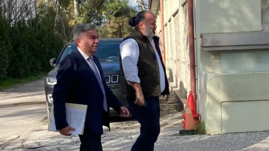 Απο νωρίς στην ΕΠΟ ο Ηλιόπουλος - Απολογείται για το ντέρμπι με τον Ολυμπιακό