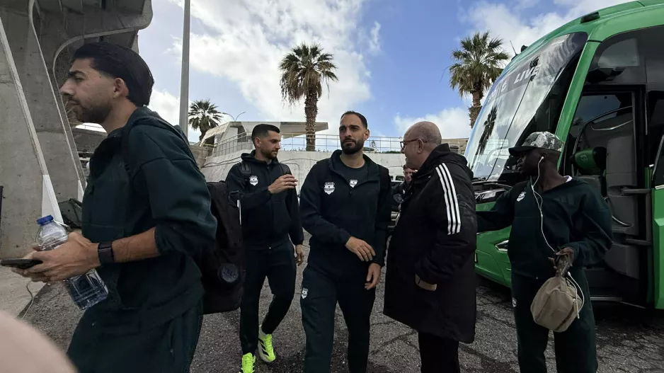 Πρώτο...εκτός 
