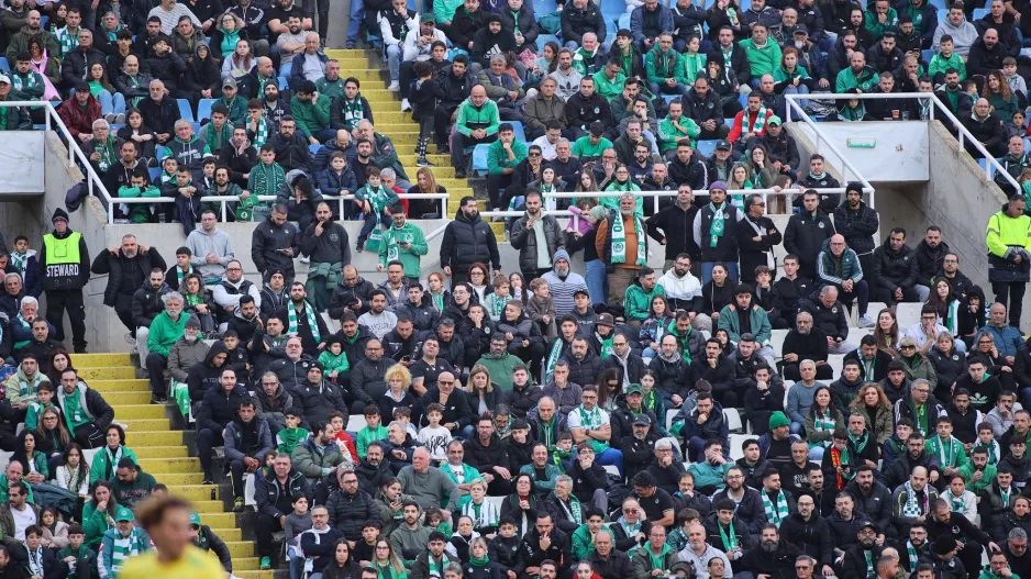 "Συνεχίζουμε ΜΑΖΙ! ☘️💚"