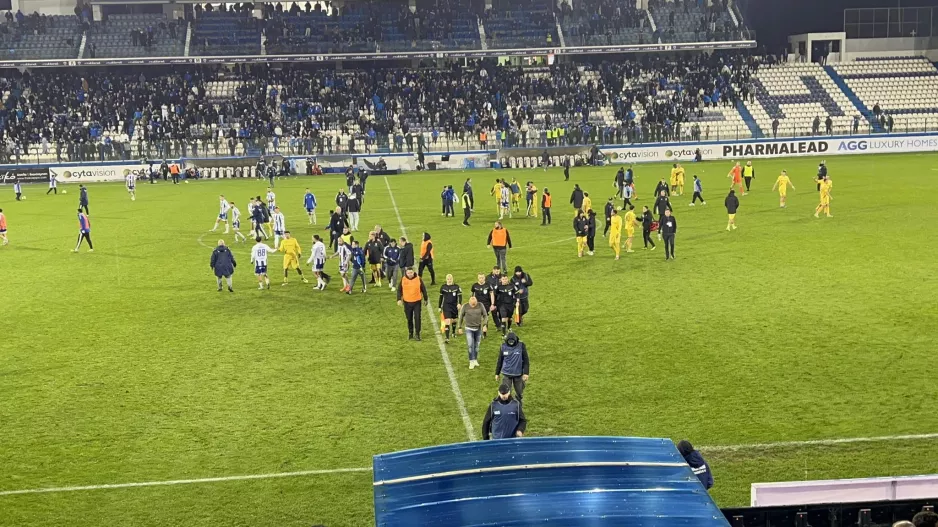 (Βίντεο kerkida) Ένταση στο "ΠΑΠ" με τη λήξη