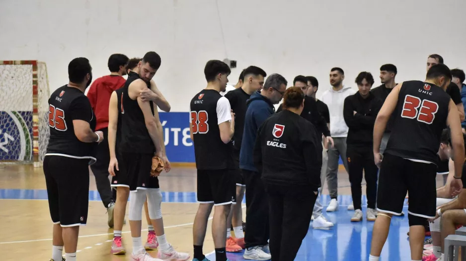 Επίδειξη δύναμης και τρίτος συνεχόμενος τίτλος (φώτος)