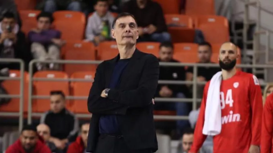 Μπαρτζώκας: "Αμφίβολοι Τζόουνς και Μιλουτίνοφ για τον τελικό"
