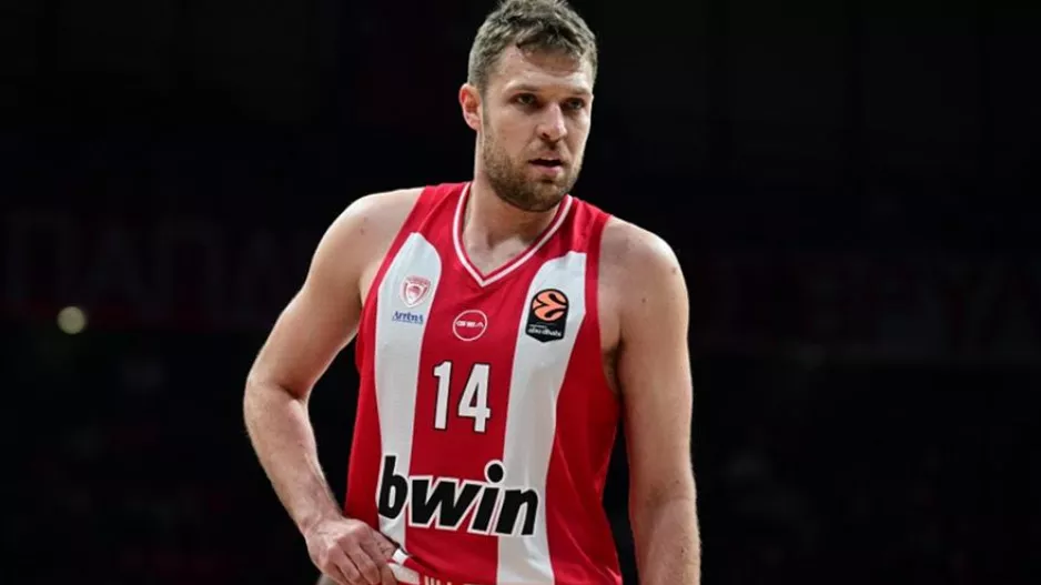 Το χειρότερο φετινό πρώτο ημίχρονο στη Euroleague απέναντι στην Dubai BC