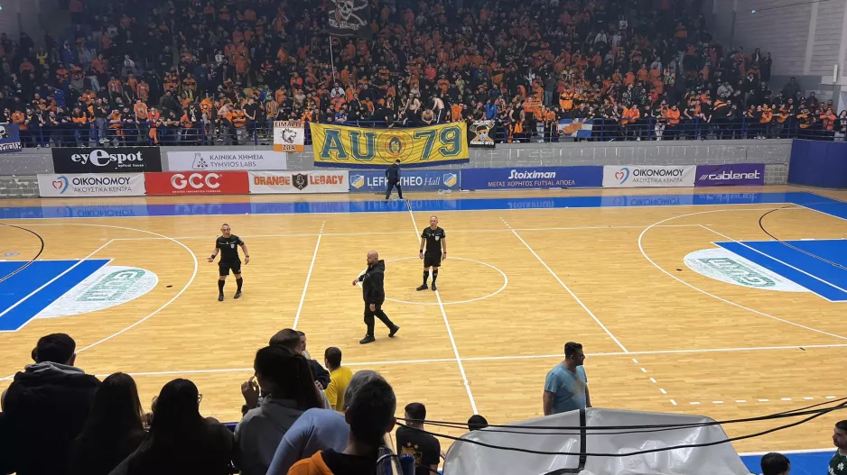 ΕΔΩ...ΑΠΟΕΛίστες
