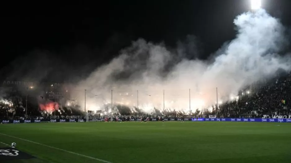 Πρόστιμο στον ΠΑΟΚ για τα καπνογόνα για τους επτά αδικοχαμένους οπαδούς