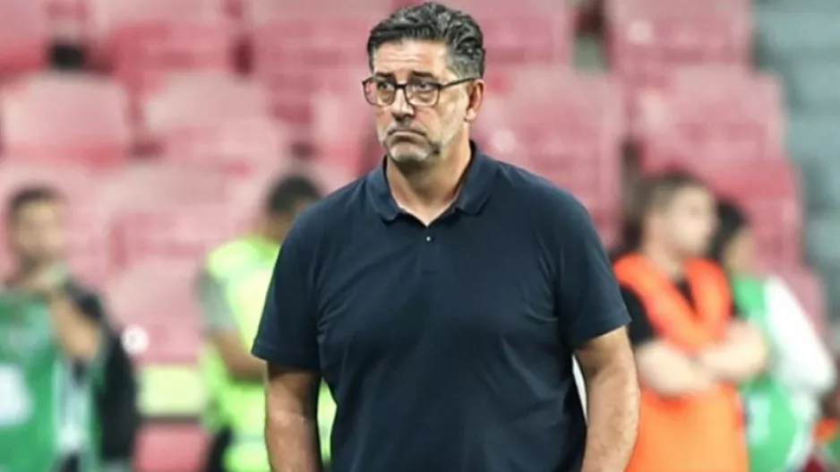 Αναλαμβάνει ομάδα-έκπληξη ο Ρουί Βιτόρια!