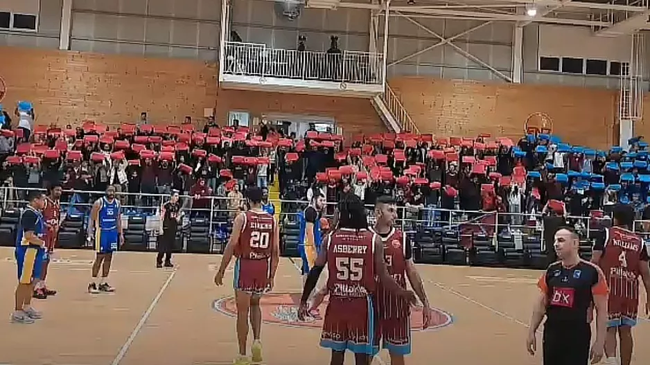 Βίντεο απ' την εντυπωσιακή ατμόσφαιρα στο "παλατάκι"