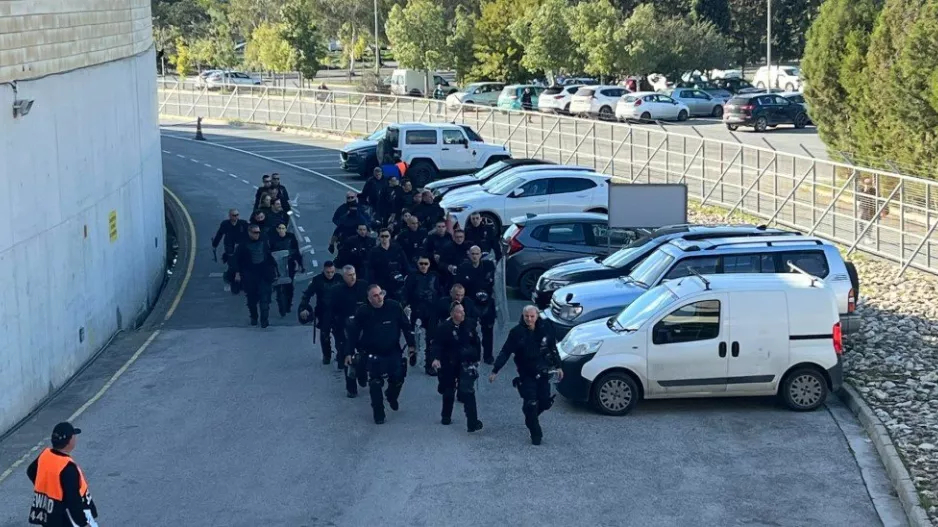 Από νωρίς... στην θέση τους 