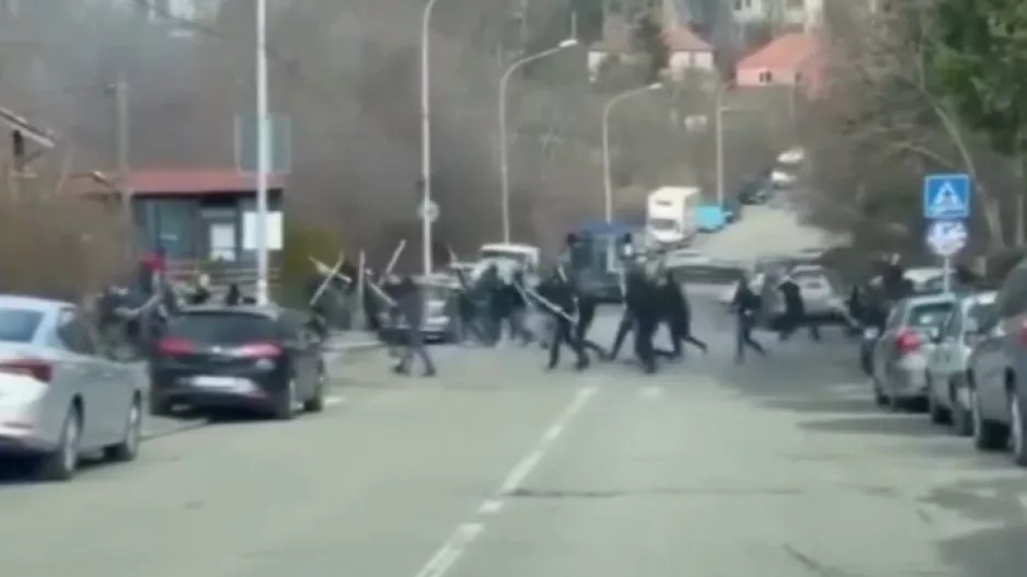 Ερυθρός Αστέρας - Παρτιζάν: Ξύλο στο Βελιγράδι (Βίντεο)
