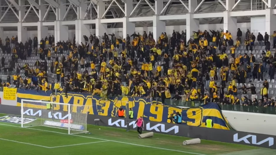 (ΒΙΝΤΕΟ-kerkida) "Φέρτοοο, φέρτοοο" από τους Λέοντες