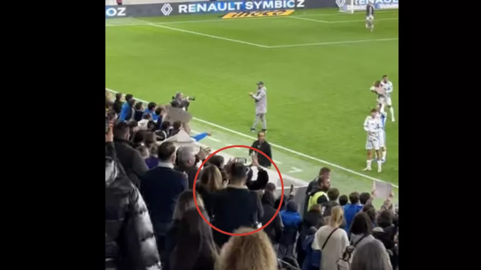 (ΒΙΝΤΕΟ Kerkida) Παρατεταμένο χειροκρότημα Νίκου Κίρζη