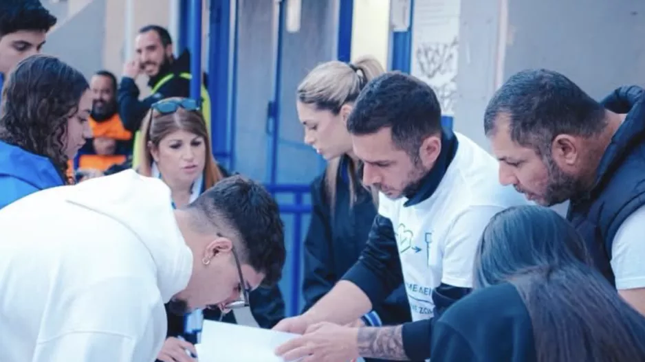(Φώτος) Ανόρθωση: "Στο παιχνίδι της ζωής, η ομάδα είναι κοινή"