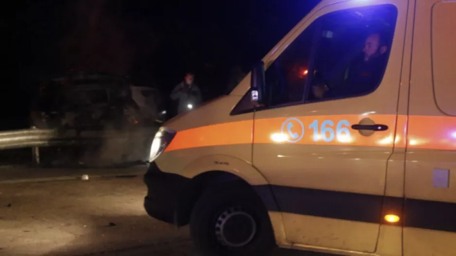 Ακρωτηριάστηκε 23χρονος που άναψε φωτοβολίδα στο ΑΕΚ-Λεβαδειακός