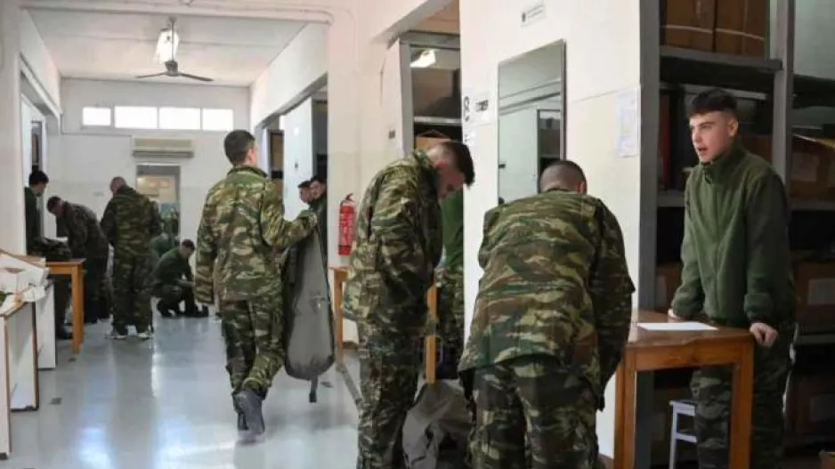 Ξεκίνησε η νέα εποχή για τη στρατιωτική θητεία - Τι αλλάζει