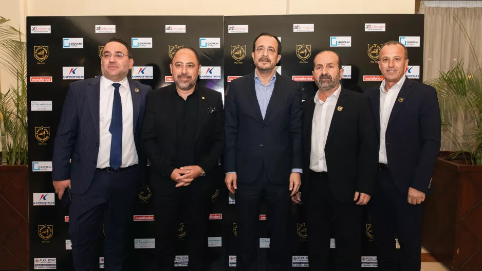 Πεντάδα... σε παράταξη