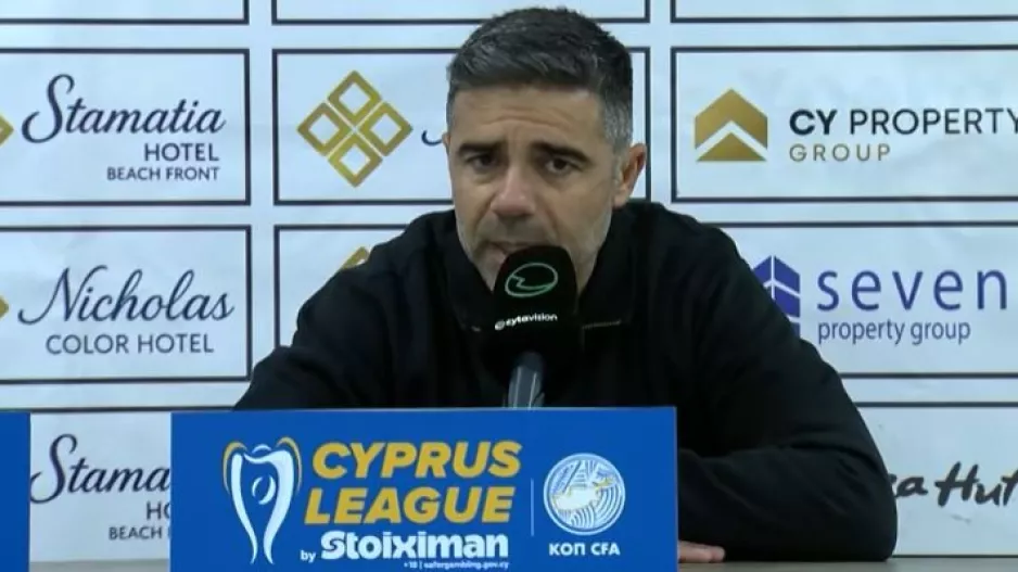 Σατσιάς: "Μπορεί να είχαμε 2 πέναλτι-Ό,τι χτίσαμε το χαλάσαμε"