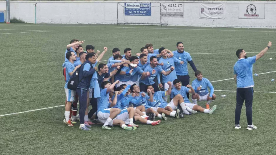 ΒΙΝΤΕΟ-kerkida/Οι πανηγυρισμοί των πρωταθλητών