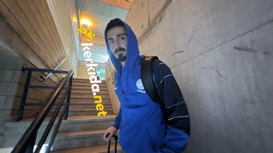 ΕΔΩ...ο Ανδρέας!