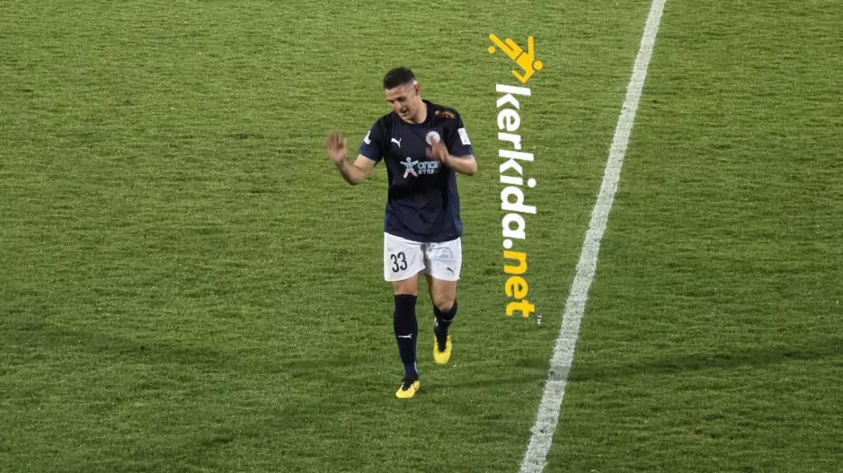 Πρώτη ΚΟΚΚΙΝΗ καριέρας!