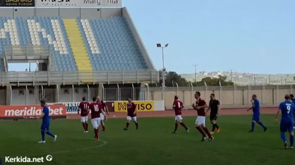 Απευθείας εκτέλεση φάουλ (ΒΙΝΤΕΟ)