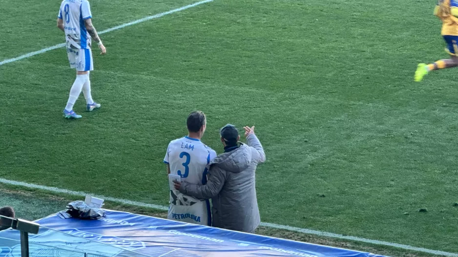 Πρόβλημα για Βούρο - Μέσα ο Λαμ