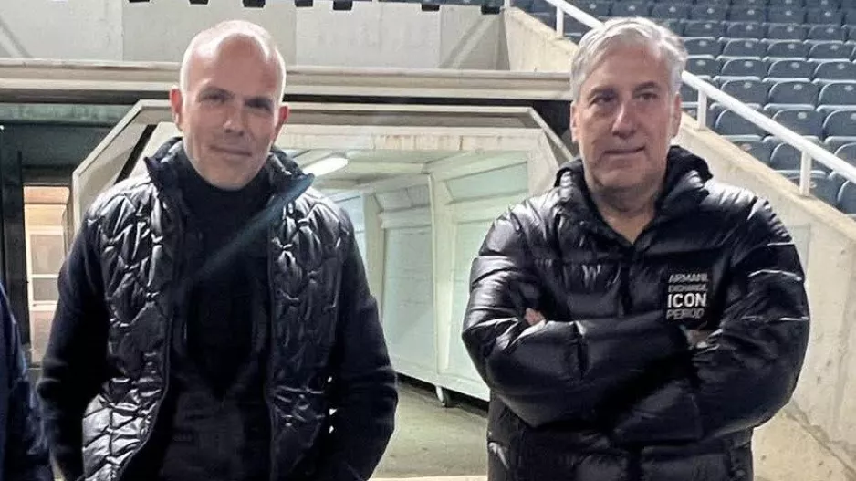 Δίπλα στην Εθνική