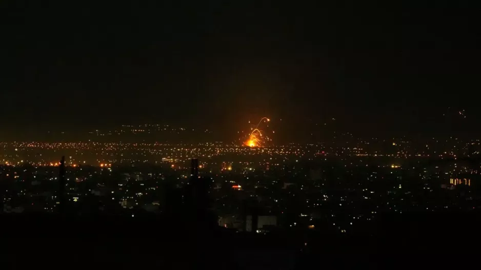 Ισραηλινά χτυπήματα σε ιρανικά πολεμικά πλοία στην Κασπία Θάλασσα