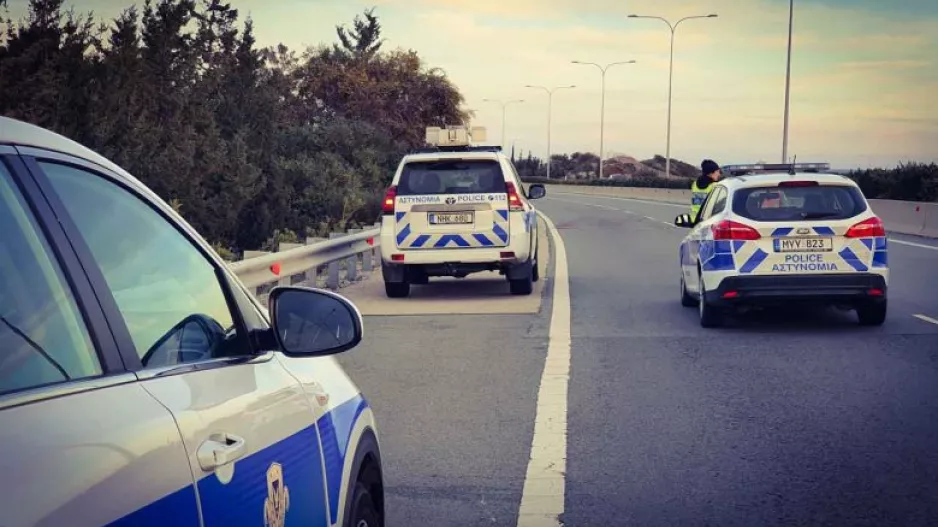 Τροχαία σύγκρουση στον αυτοκινητόδρομο Λάρνακας – Λευκωσίας/Σε κρίσιμη κατάσταση 18χρονη