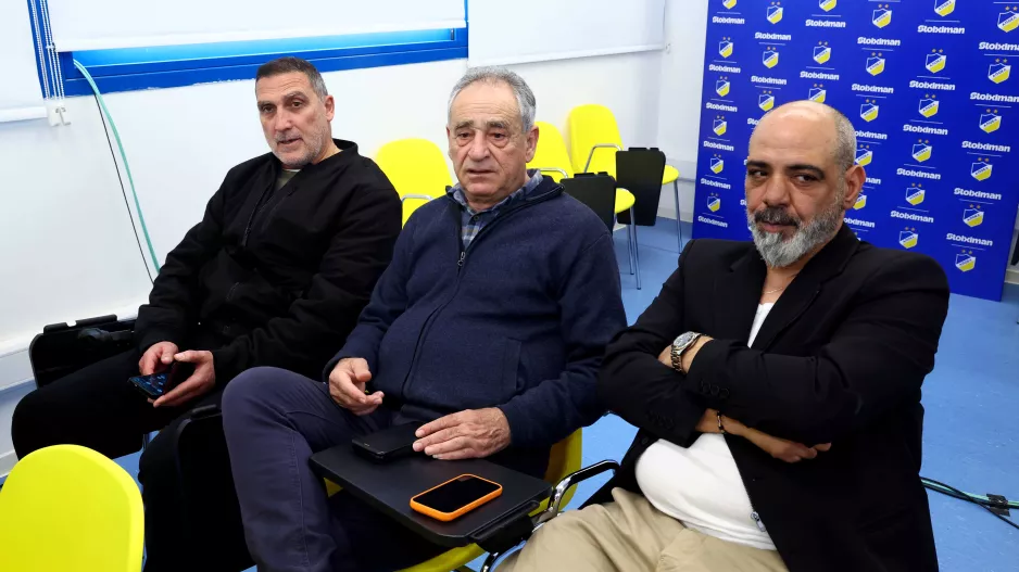 Τριάδα με +1200 ματς!!!