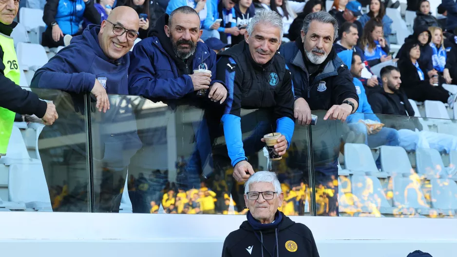 Όμορφη στιγμή στο ντέρμπι!