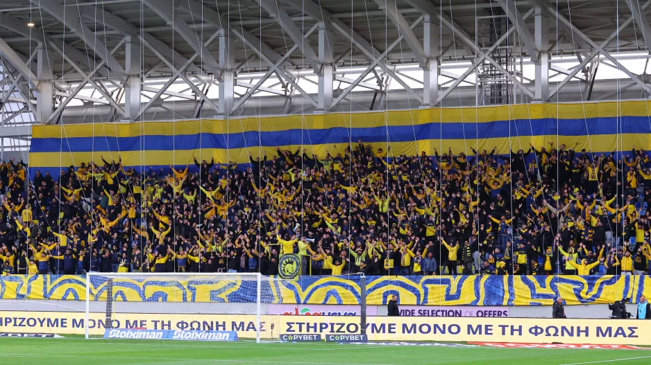 «Παίζει» και ο κόσμος