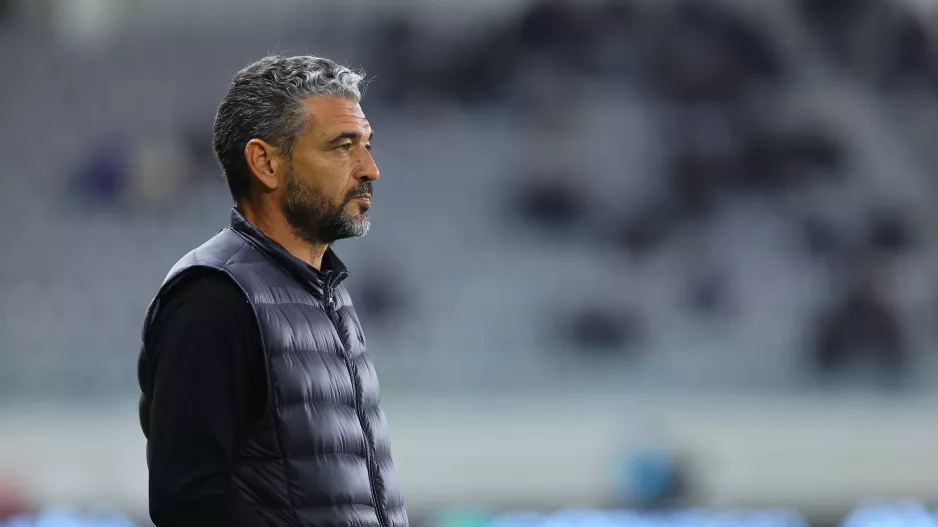 Στο χέρι του να το γυρίσει