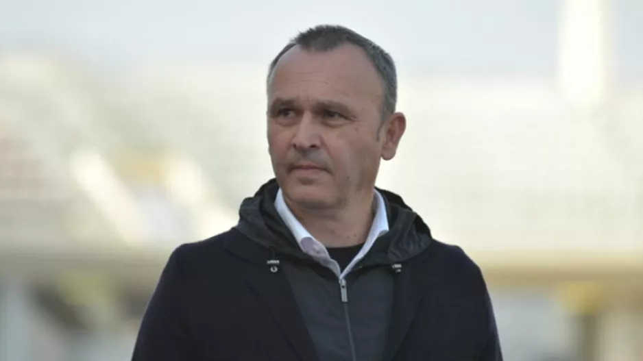 Μπράτσος: «Μείναμε ζωντανοί, ο βαθμός μας διατηρεί τις ελπίδες-Πρέπει να παλέψουμε στα εναπομείναντα ματς»