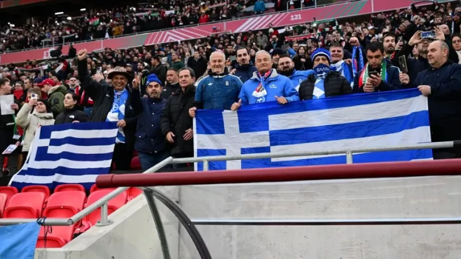 Εντυπωσιακή ατμόσφαιρα στην Puskas Arena πριν από τη σέντρα
