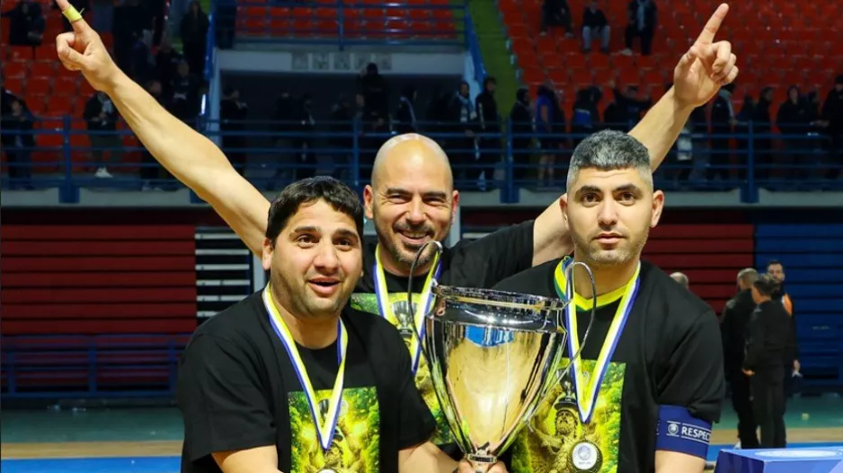 Οι αρχηγοί και ο Ξένιος!