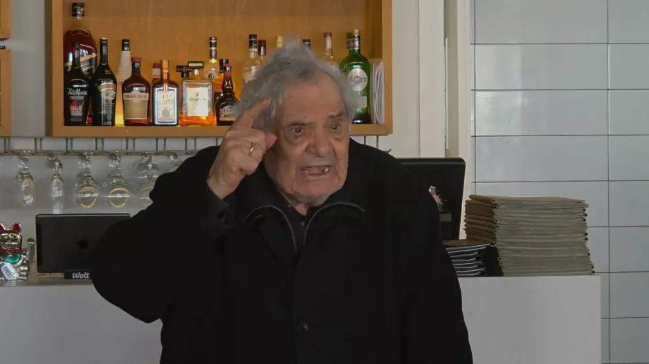 Ο 90χρονος που όταν μιλάει για την "Μεγάλη Κυρία" γίνεται ξανά έφηβος...