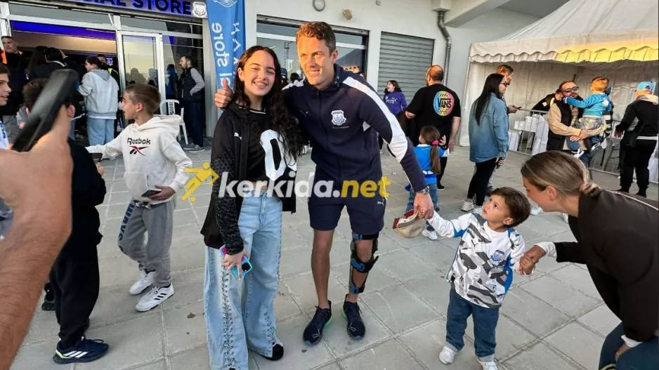 Άφιξη... του τραυματία Λαμ! (Φώτος Kerkida)