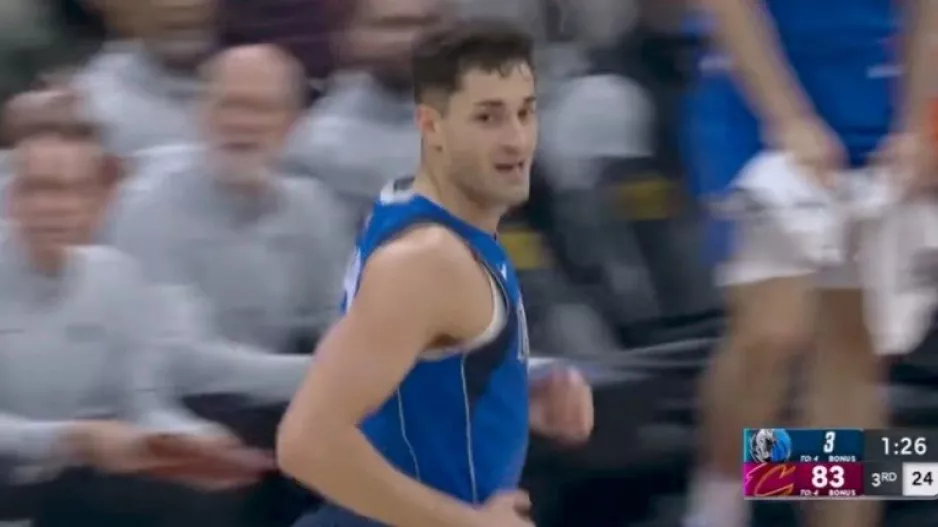 Ο Πουλακίδας έβαλε το πρώτο του καλάθι στο NBA και μετά... πήρε φωτιά!