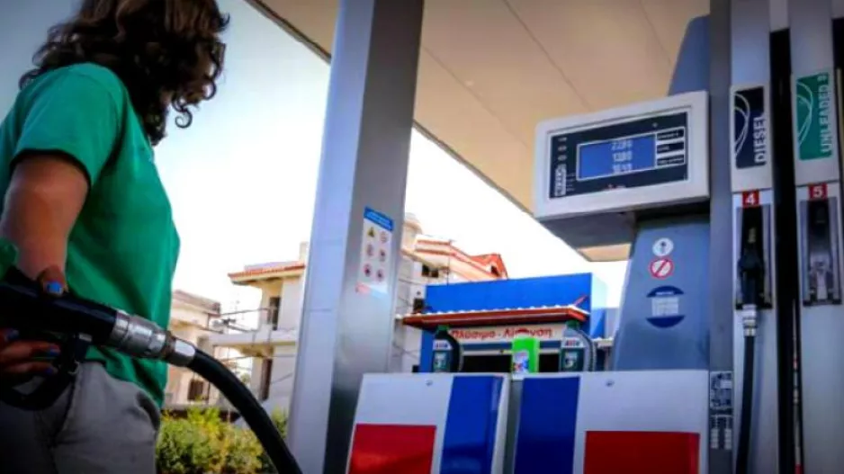 Το πετρέλαιο εκτοξεύεται και φέρνει αυξήσεις στα καύσιμα στην Κύπρο