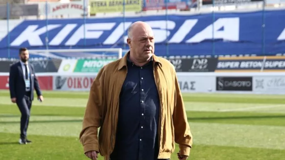 Μπέος σε παίκτες: «Θα γυρίσετε όλοι στον Βόλο με το ΚΤΕΛ!»
