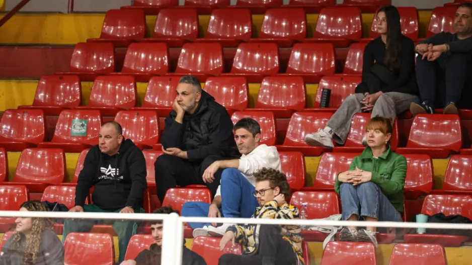 Παρουσία Σελλά και Λειβαδιώτη στον ημιτελικό U18 στο «Κώστας Παπαέλληνας»