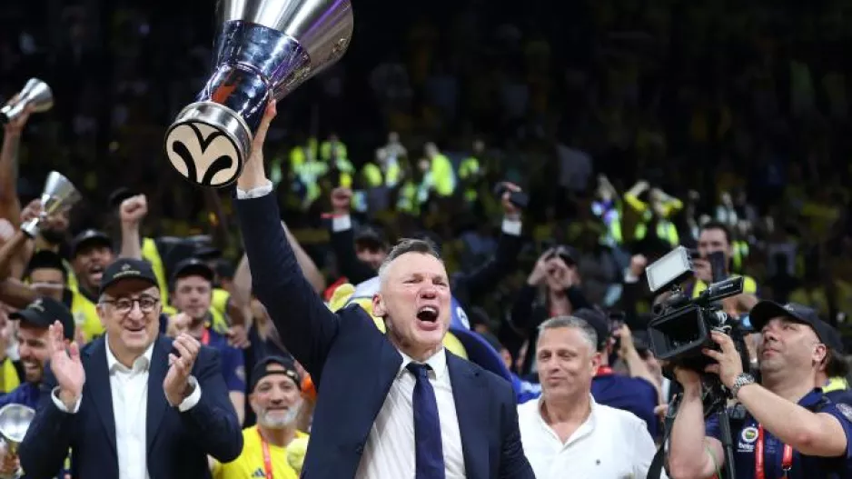 «Η Φενέρμπαχτσε συμφώνησε με την Euroleague για το νέο δεκαετές συμβόλαιό της»