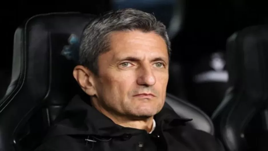 Ο Ραζβάν συγκίνησε με την ομιλία του στην κηδεία του πατέρα του
