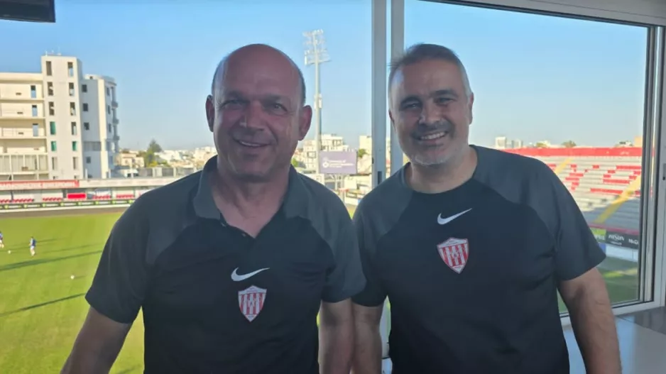 Άρωμα Νέας Σαλαμίνας... με δύο παικταράδες!