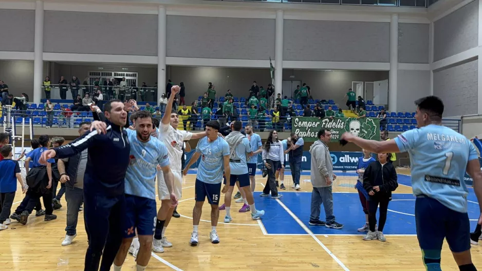 Ματς θρίλερ... και ΚΥΠΕΛΛΟΥΧΟΣ ο Παφιακός!