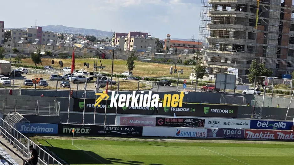 Καθυστέρηση έναρξης... λόγω κλειστών λωρίδων!