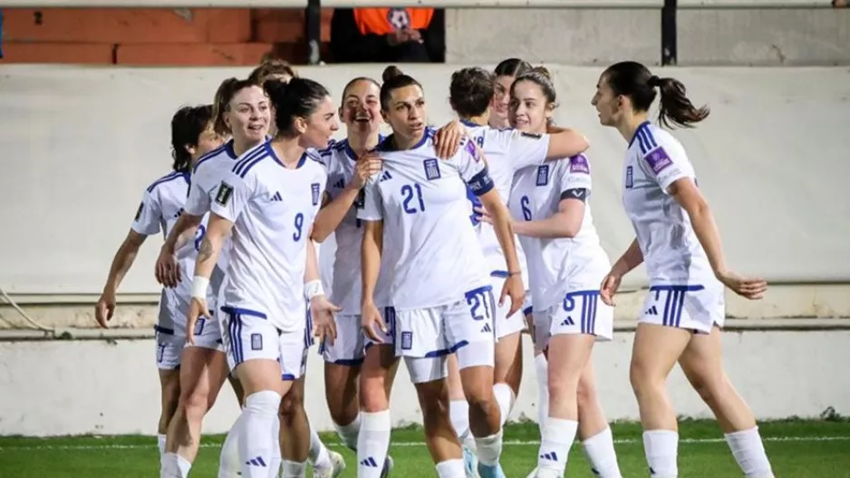 Καθάρισε τα Φαρόε και μένει κορυφή