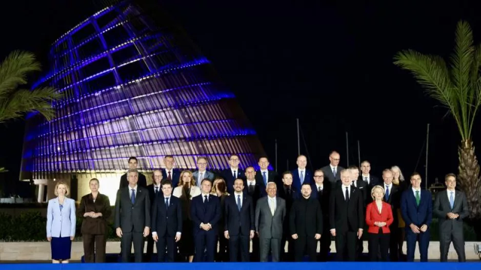 Γέμισε...ΗΓΕΤΕΣ η Αγία Νάπα