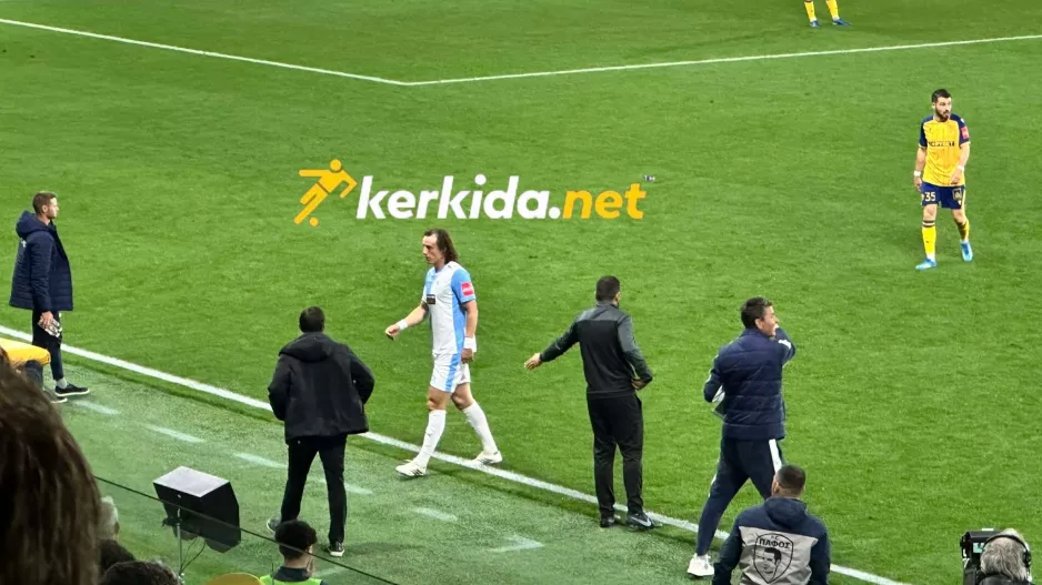 Το μεγαλείο ενός αληθινού σταρ! (Σκηνικό Νταβίντ Λουίζ-Θελάδες)