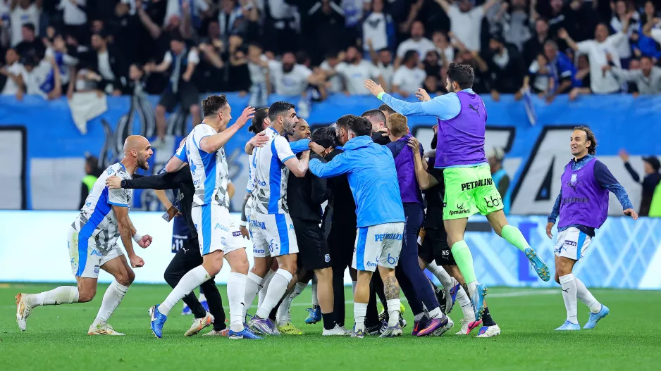 Κρατά το 4-2 ΚΑΙ παρακολουθεί την... αλλαγή στο ΑΠΟΕΛ